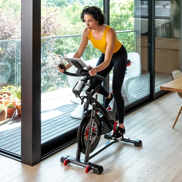 Спинбайк Schwinn IC8
